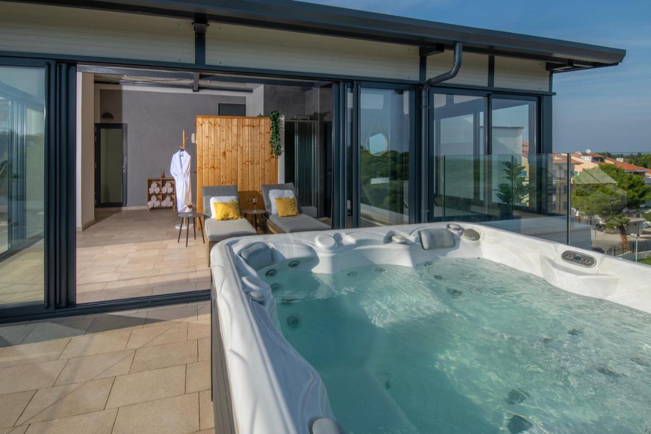 Aparthotel Punta Blu - Pool & Spa Премантура Экстерьер фото